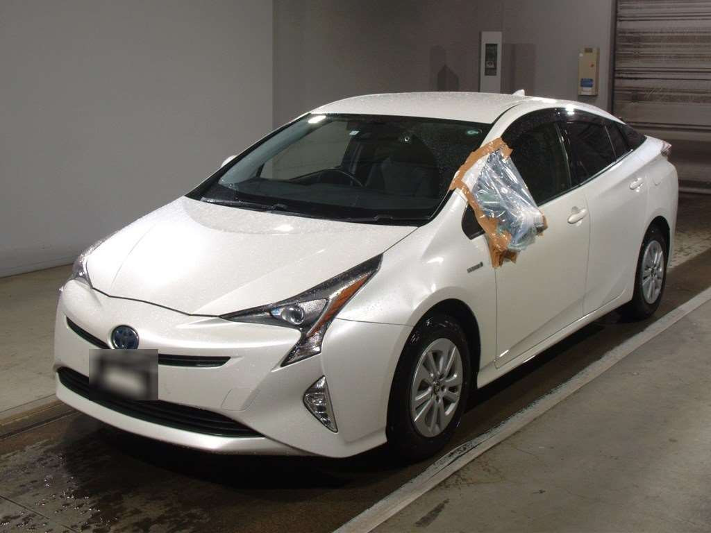 2016 Toyota Prius ZVW55[0]