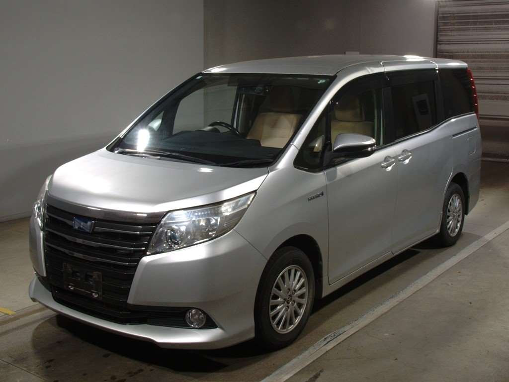 2014 Toyota Noah ZWR80G[0]