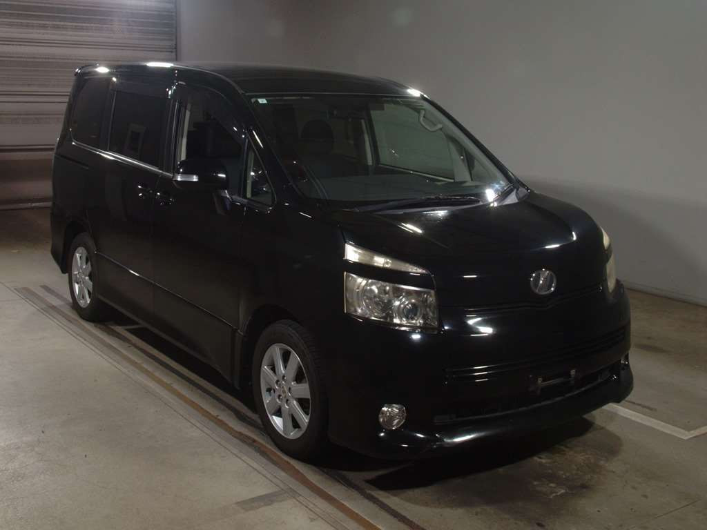 2008 Toyota Voxy ZRR70W[2]