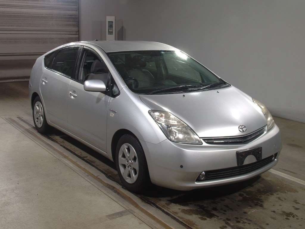 2007 Toyota Prius NHW20[2]