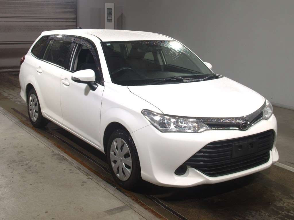 2016 Toyota Corolla Fielder NRE161G[2]