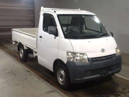 2017 Toyota Liteace Truck