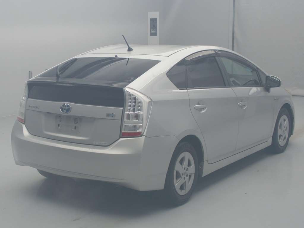 2009 Toyota Prius ZVW30[1]