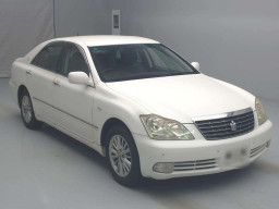 2004 Toyota Crown