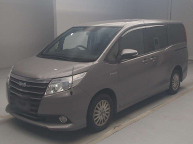 2015 Toyota Noah