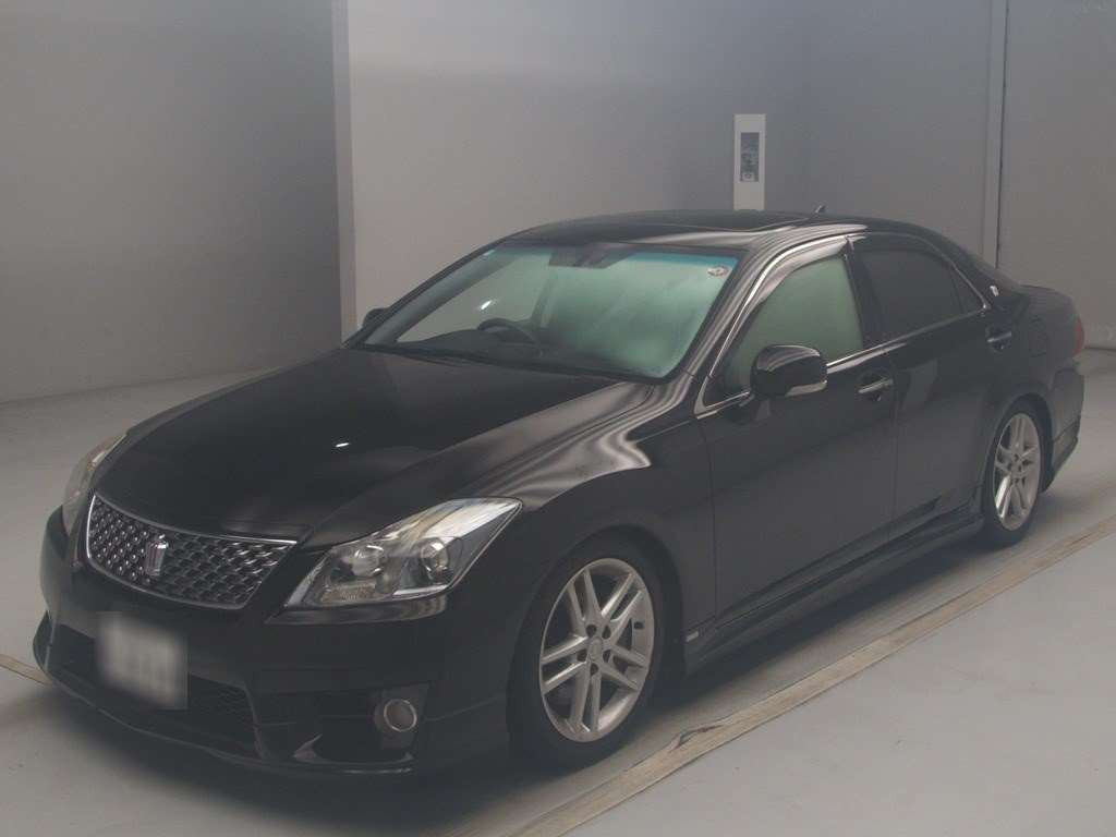 2010 Toyota Crown GRS204[0]