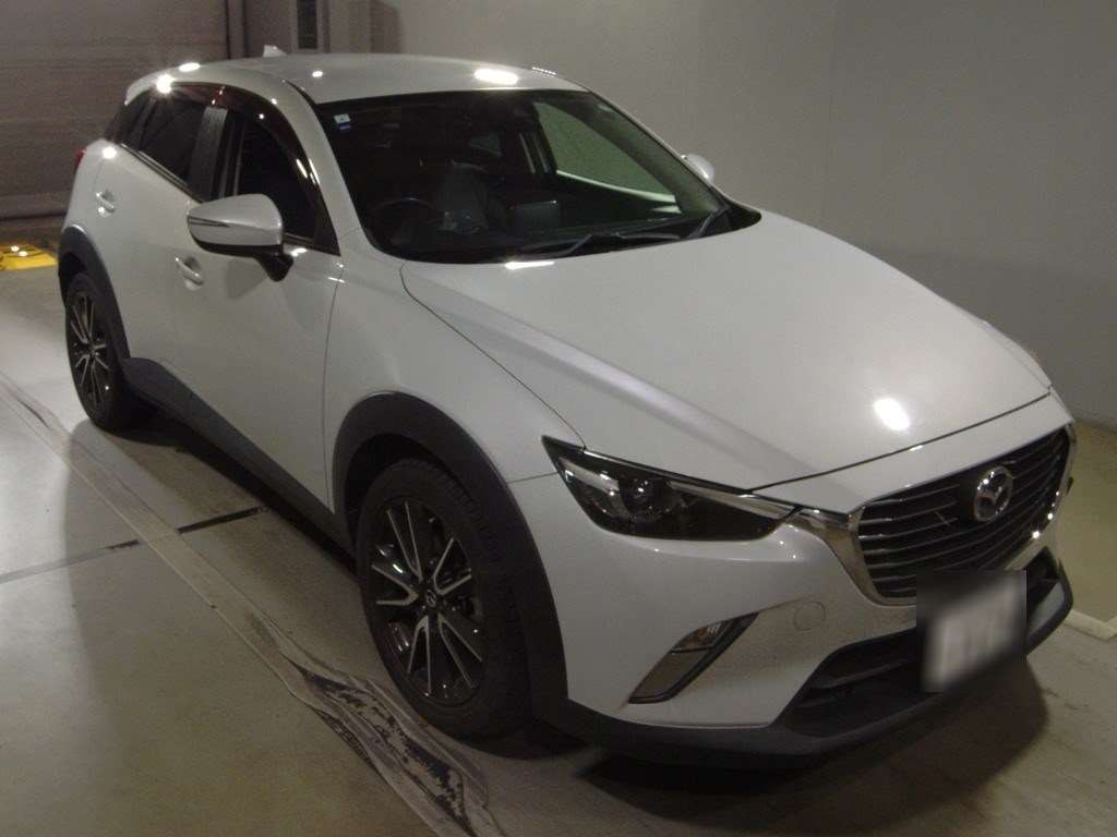 2015 Mazda CX-3 DK5FW[2]