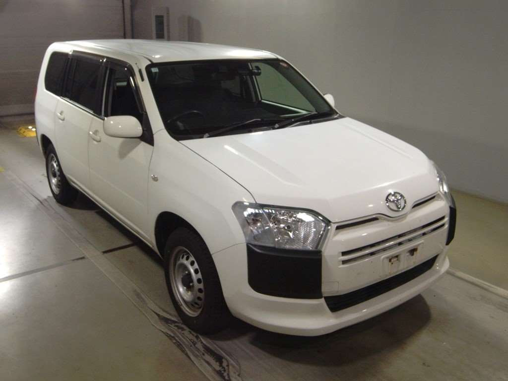 2017 Toyota Probox NCP165V[2]