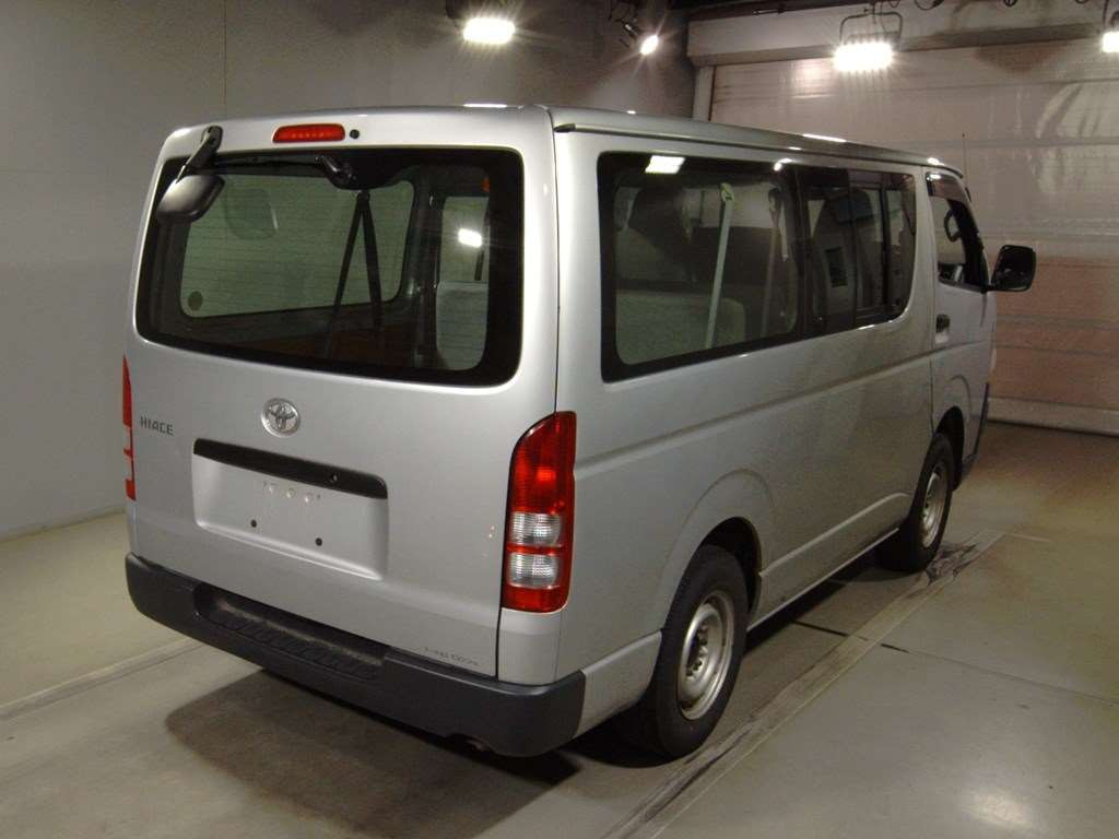 2007 Toyota Hiace Van KDH206V[1]