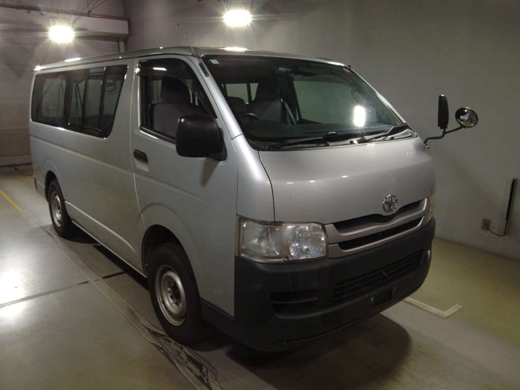 2007 Toyota Hiace Van KDH206V[2]