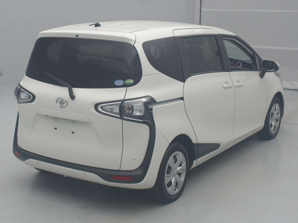 2018 Toyota Sienta NSP170G[1]