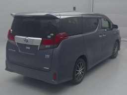 2017 Toyota Alphard Hybrid