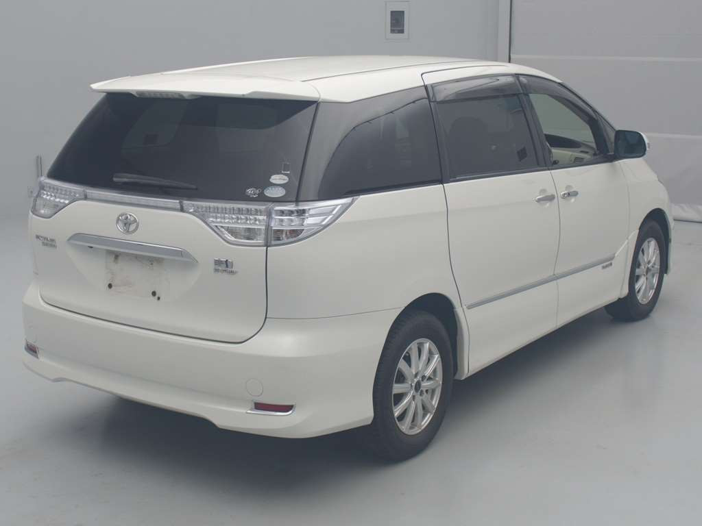 2011 Toyota Estima Hybrid AHR20W[1]