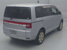 2014 Mitsubishi Delica D5