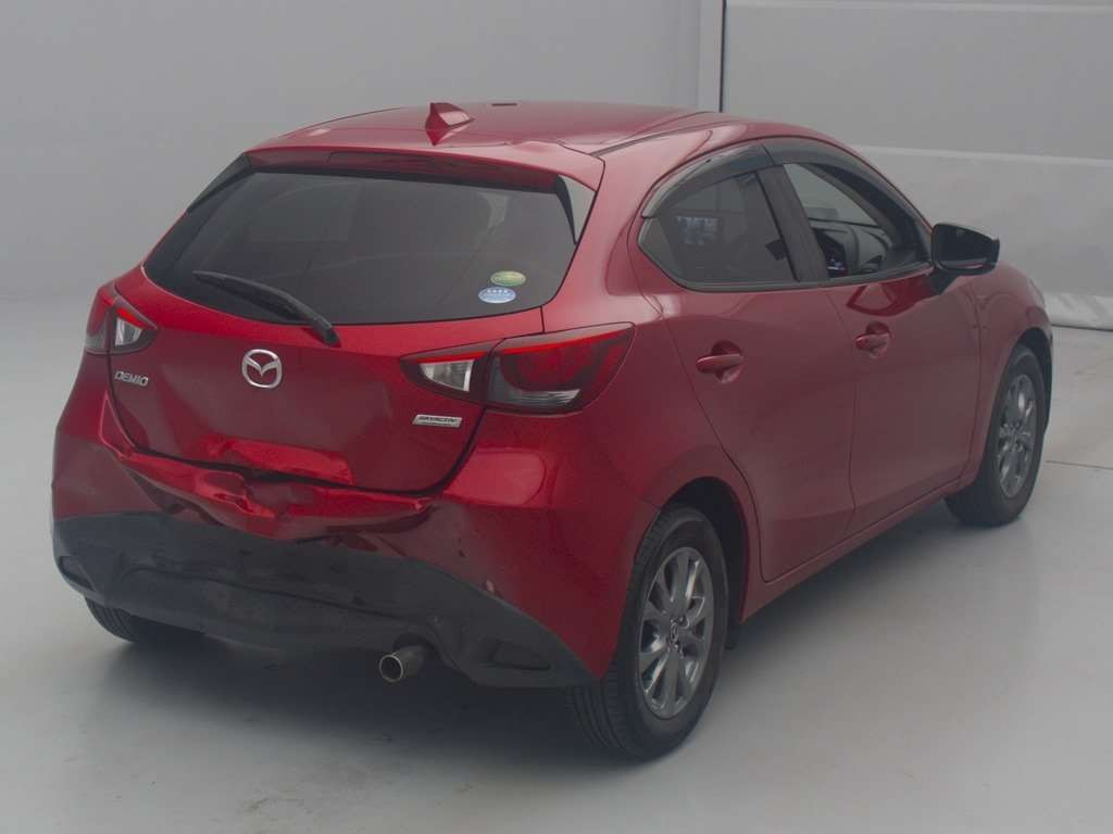 2017 Mazda Demio DJ3FS[1]