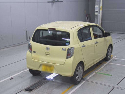 2013 Daihatsu Mira es