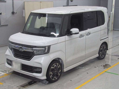 2018 Honda N-BOX CUSTOM