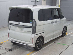 2018 Honda N-BOX CUSTOM