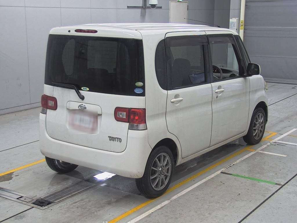 2011 Daihatsu Tanto L375S[1]