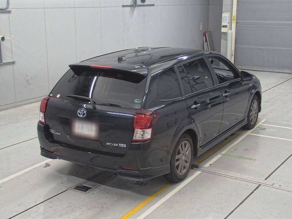 2014 Toyota Corolla Fielder NKE165G[1]