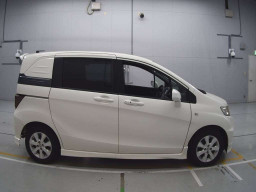 2012 Honda Freed Spike