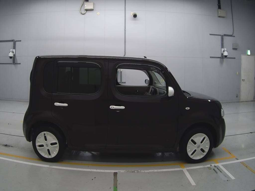 2015 Nissan Cube Z12[2]