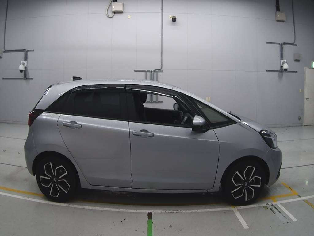 2022 Honda Fit GR3[2]