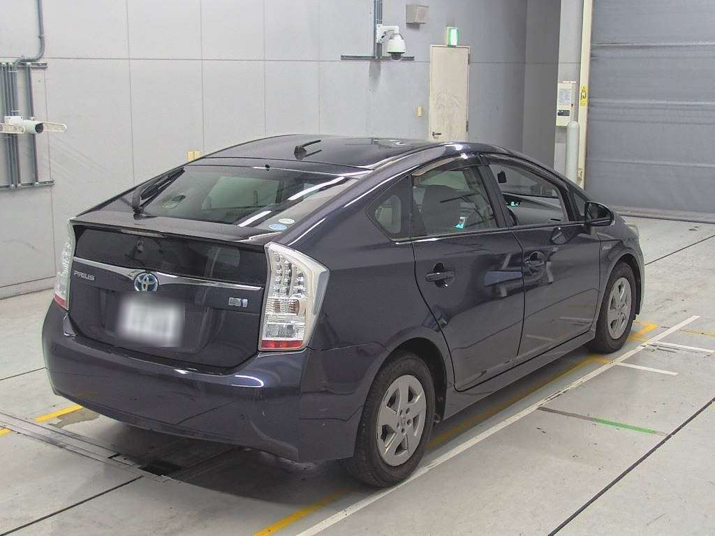 2011 Toyota Prius ZVW30[1]