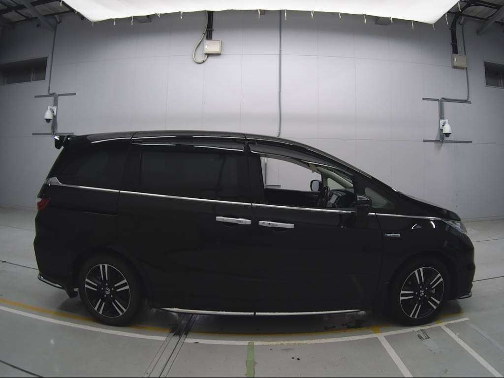 2017 Honda Odyssey Hybrid RC4[2]