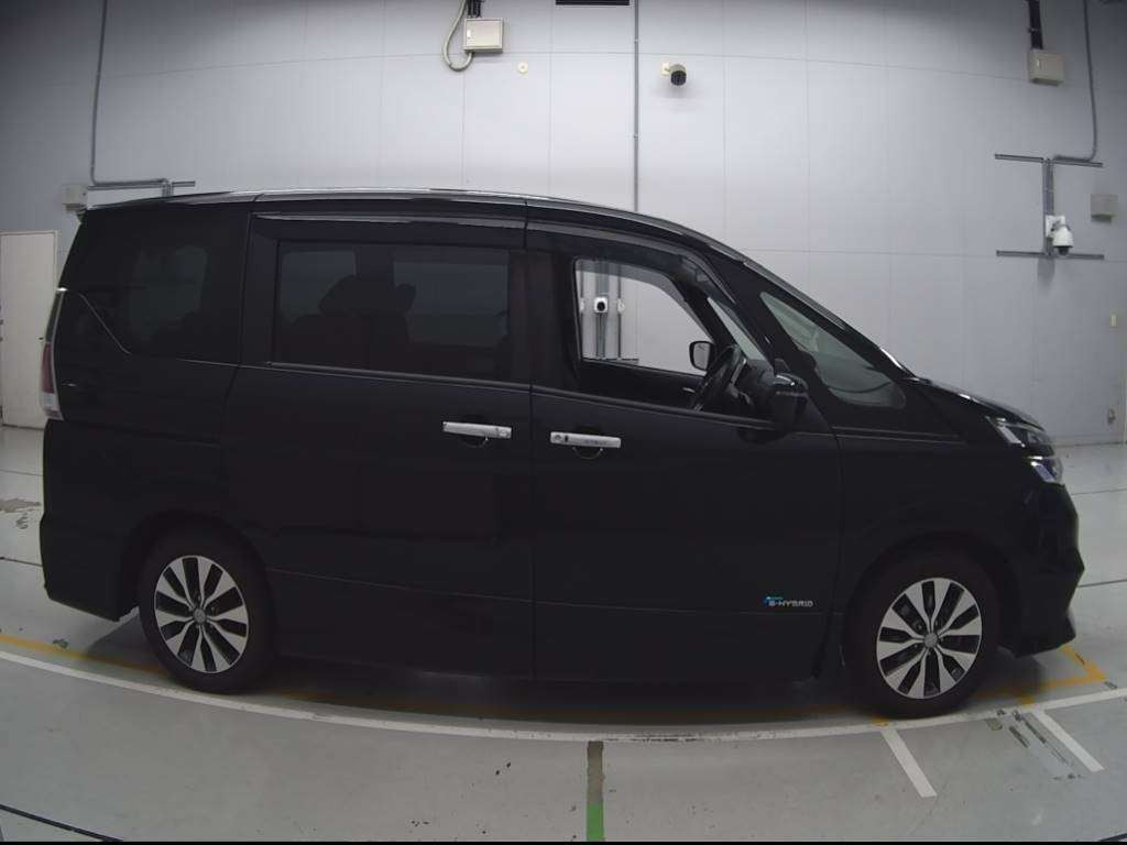 2017 Nissan Serena GFC27[2]