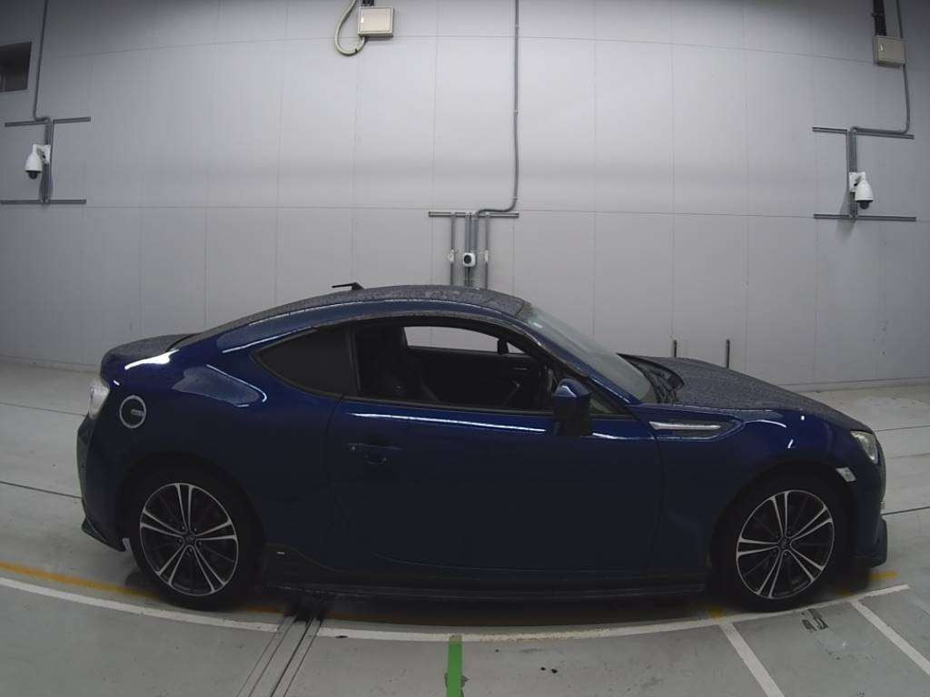 2013 Subaru BRZ ZC6[2]