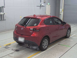 2016 Mazda Demio