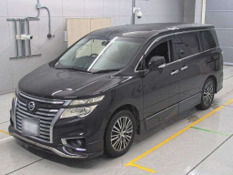 2014 Nissan Elgrand