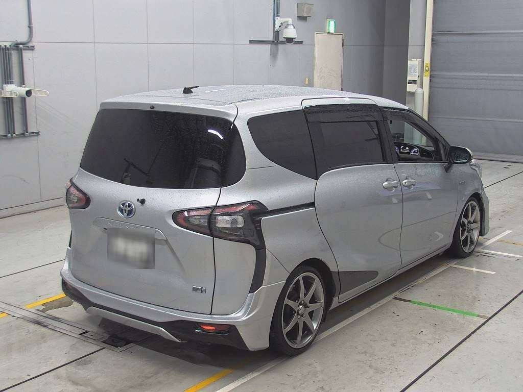 2016 Toyota Sienta NHP170G[1]