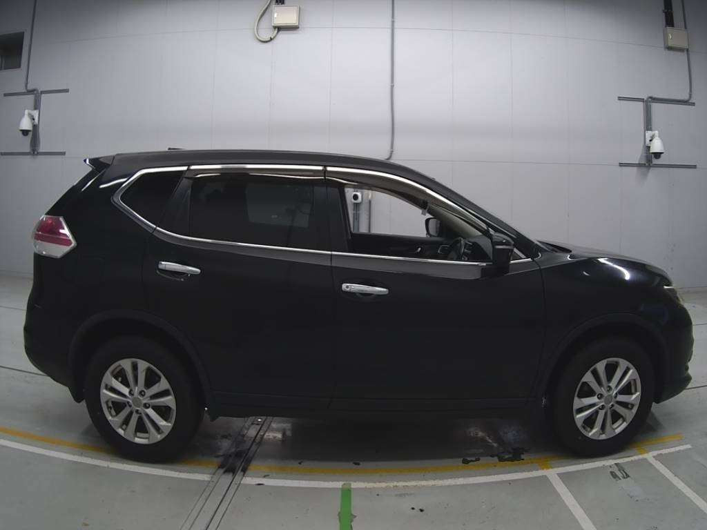 2014 Nissan X-Trail NT32[2]