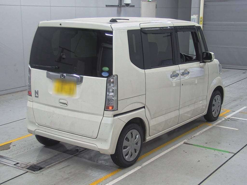 2017 Honda N-BOX JF1[1]