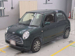 2005 Daihatsu Miragino