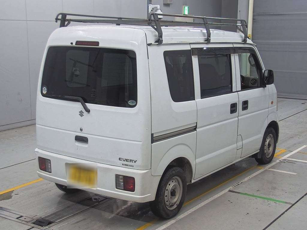 2010 Suzuki Every DA64V[1]