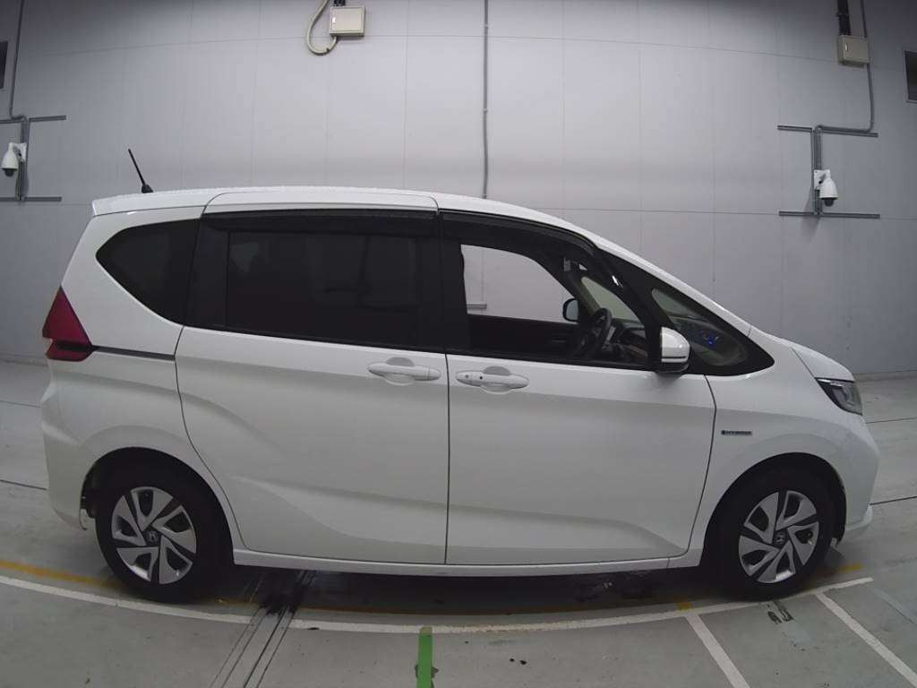 2020 Honda Freed hybrid GB7[2]