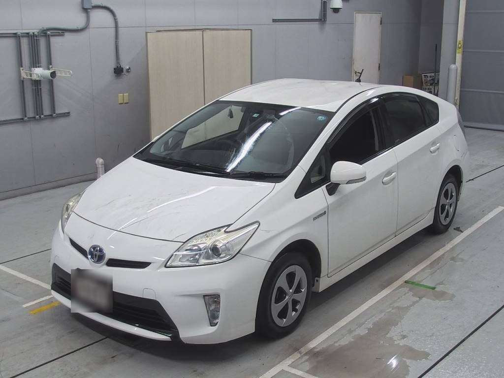 2013 Toyota Prius ZVW30[0]