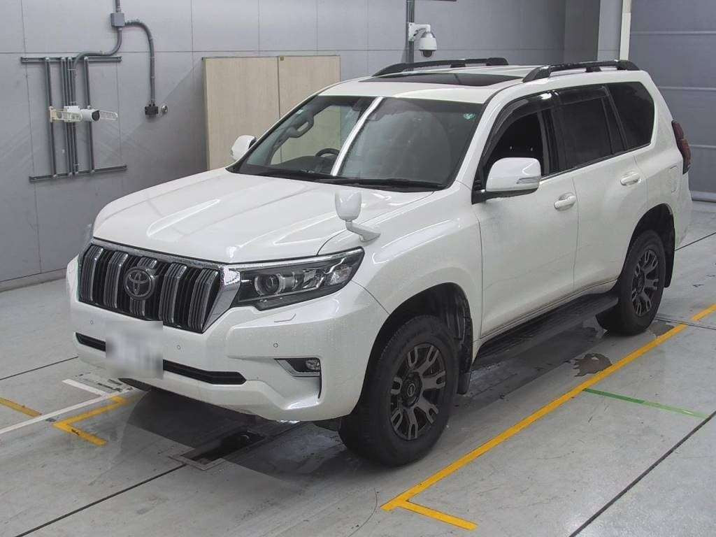 2019 Toyota Land Cruiser Prado GDJ150W[0]