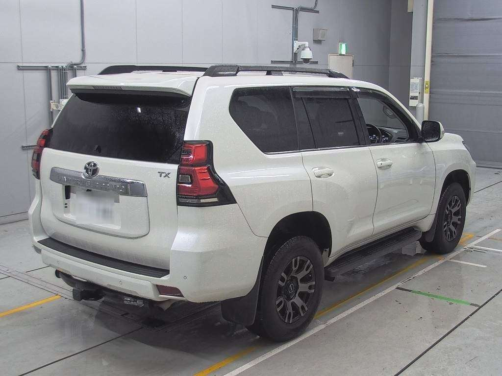 2019 Toyota Land Cruiser Prado GDJ150W[1]