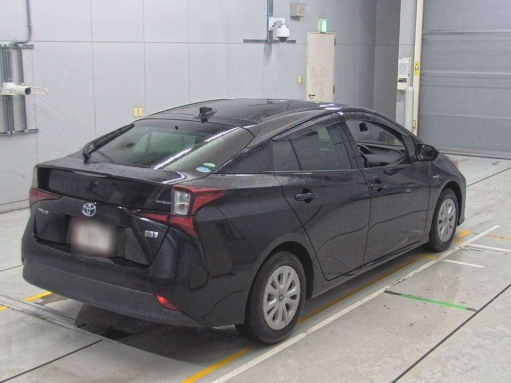 2019 Toyota Prius ZVW51[1]