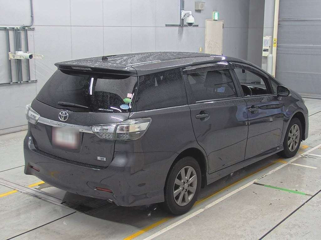 2013 Toyota Wish ZGE25W[1]