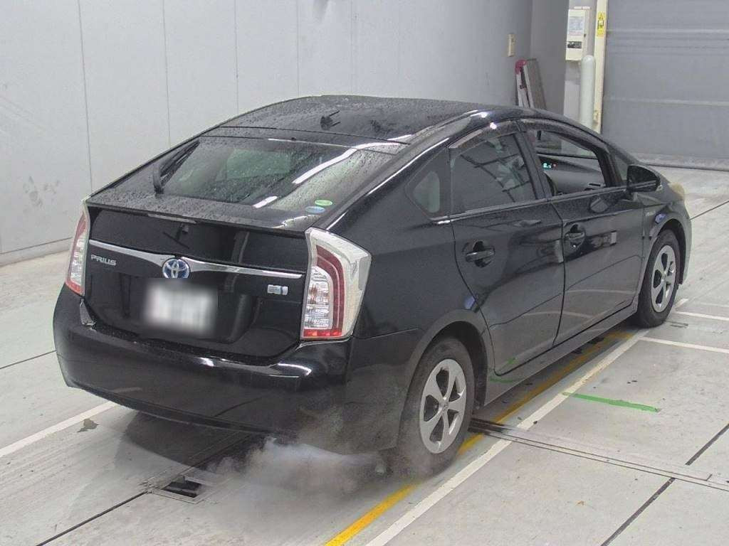 2012 Toyota Prius ZVW30[1]