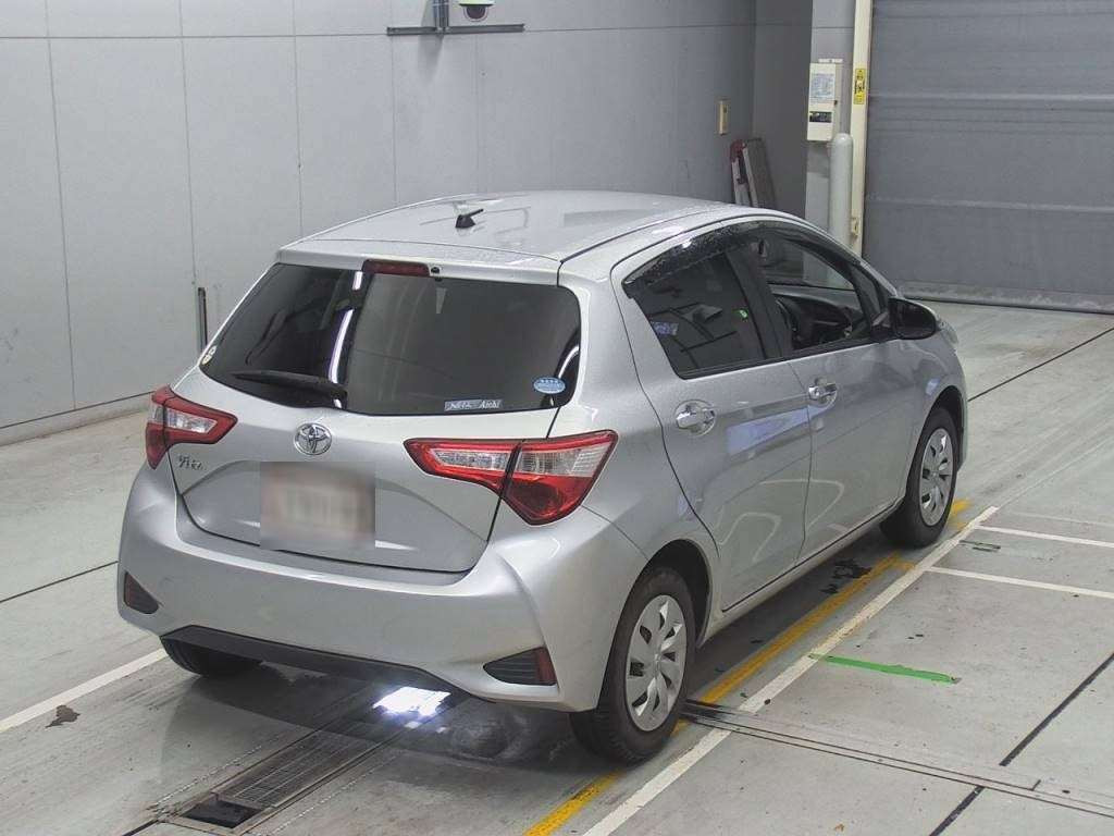 2018 Toyota Vitz KSP130[1]