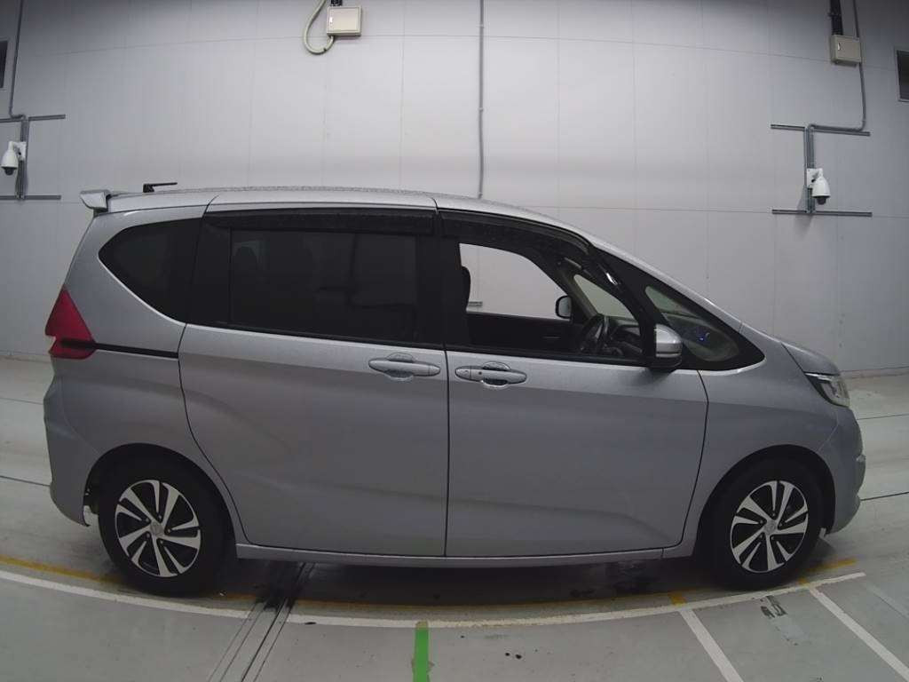 2017 Honda Freed GB5[2]