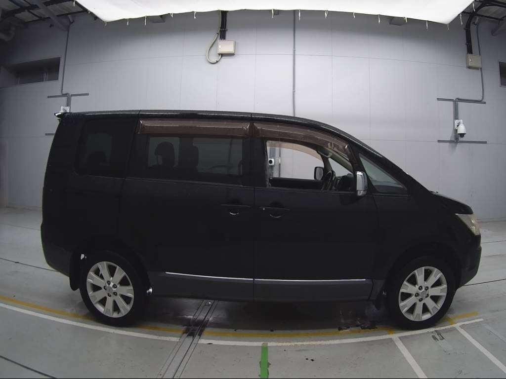 2007 Mitsubishi Delica D5 CV5W[2]