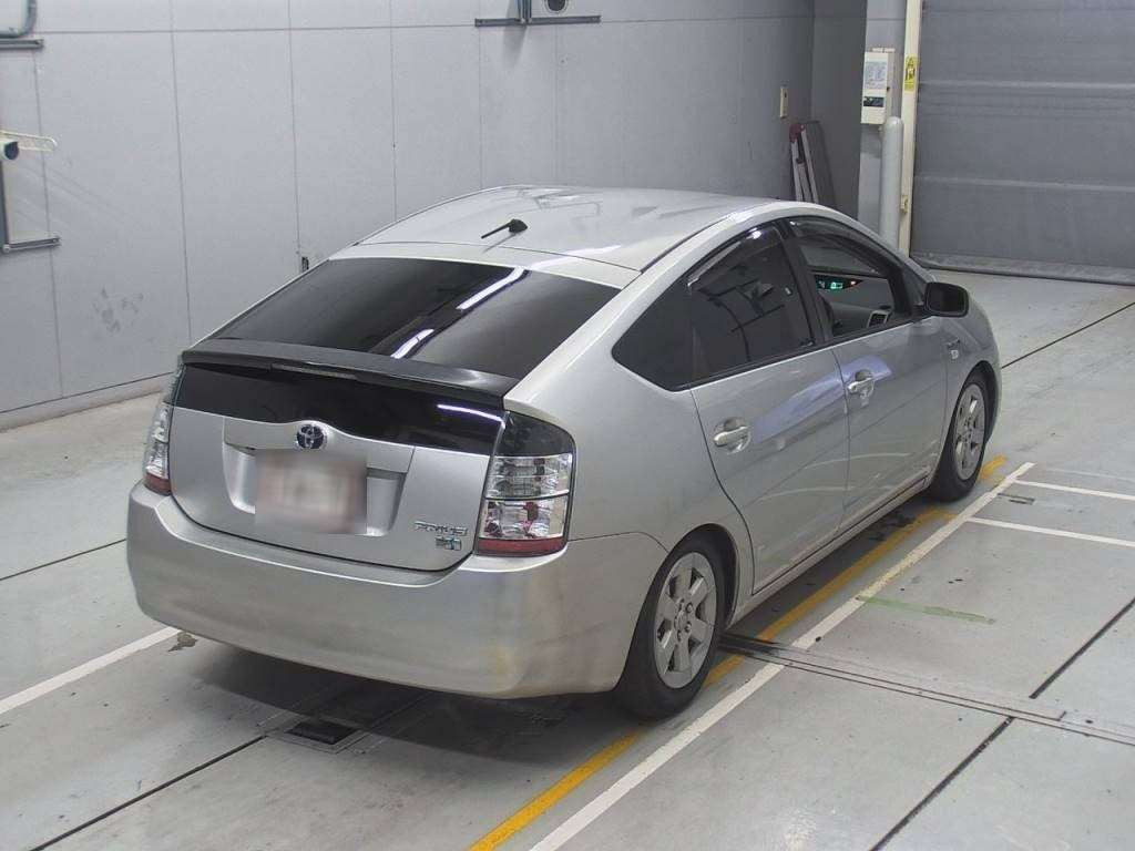 2004 Toyota Prius NHW20[1]