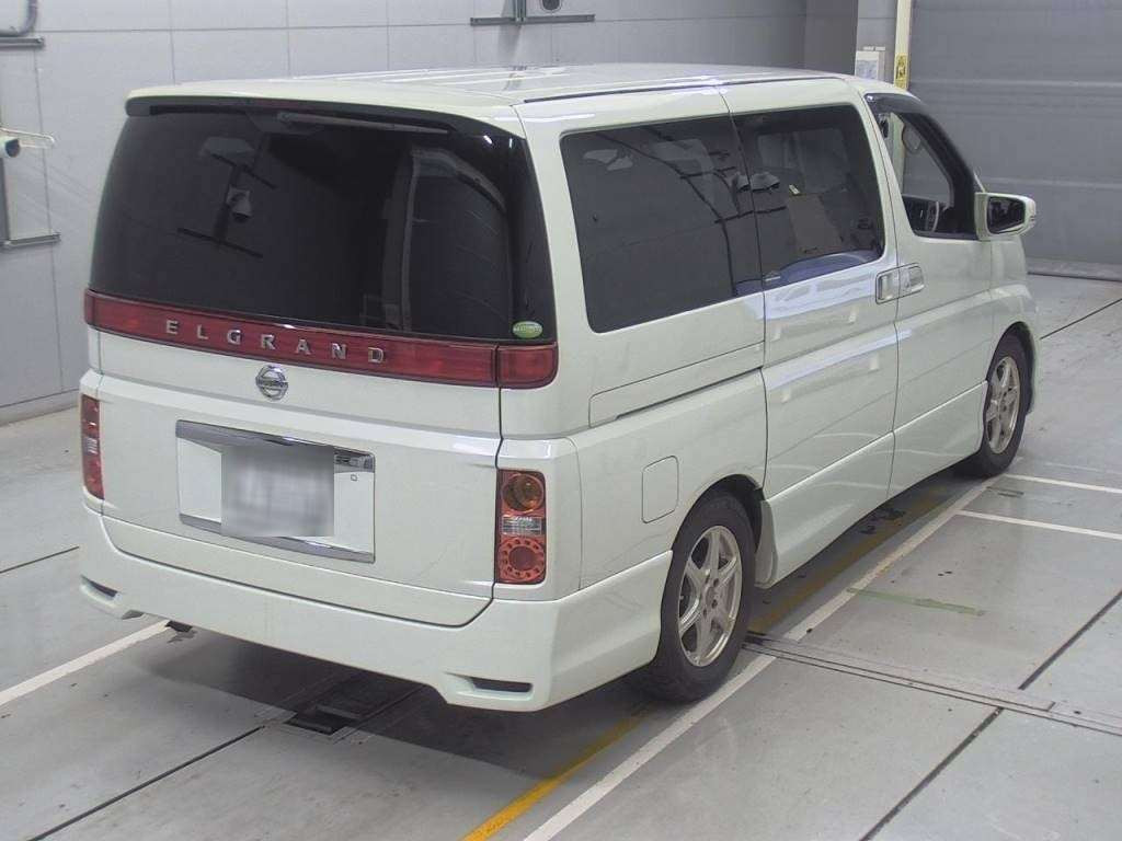 2010 Nissan Elgrand MNE51[1]